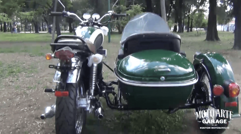 Review motocicleta Vento Lucky 7
